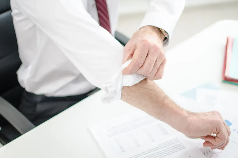 Um in der schnelllebigen IT-Branche mit ihren rasanten Innovationszyklen erfolgreich zu sein, sind wir auf den aktiven Beitrag unserer Mitarbeiter angewiesen. Deshalb respektieren und fördern wir die Initiative unserer Mitarbeiter ganz konkret und bewusst.